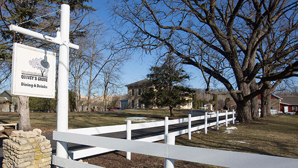 Wollersheim Happy Hour at Quivey's Grove